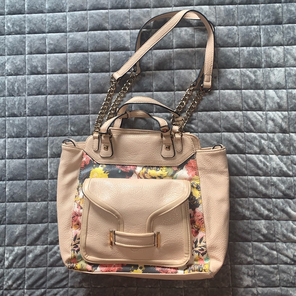 Jessica Simpson Cream with Floral bag